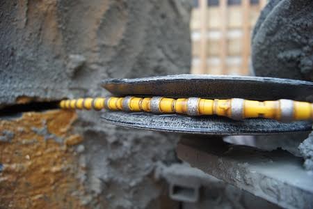 Corte em Pilar de Concreto